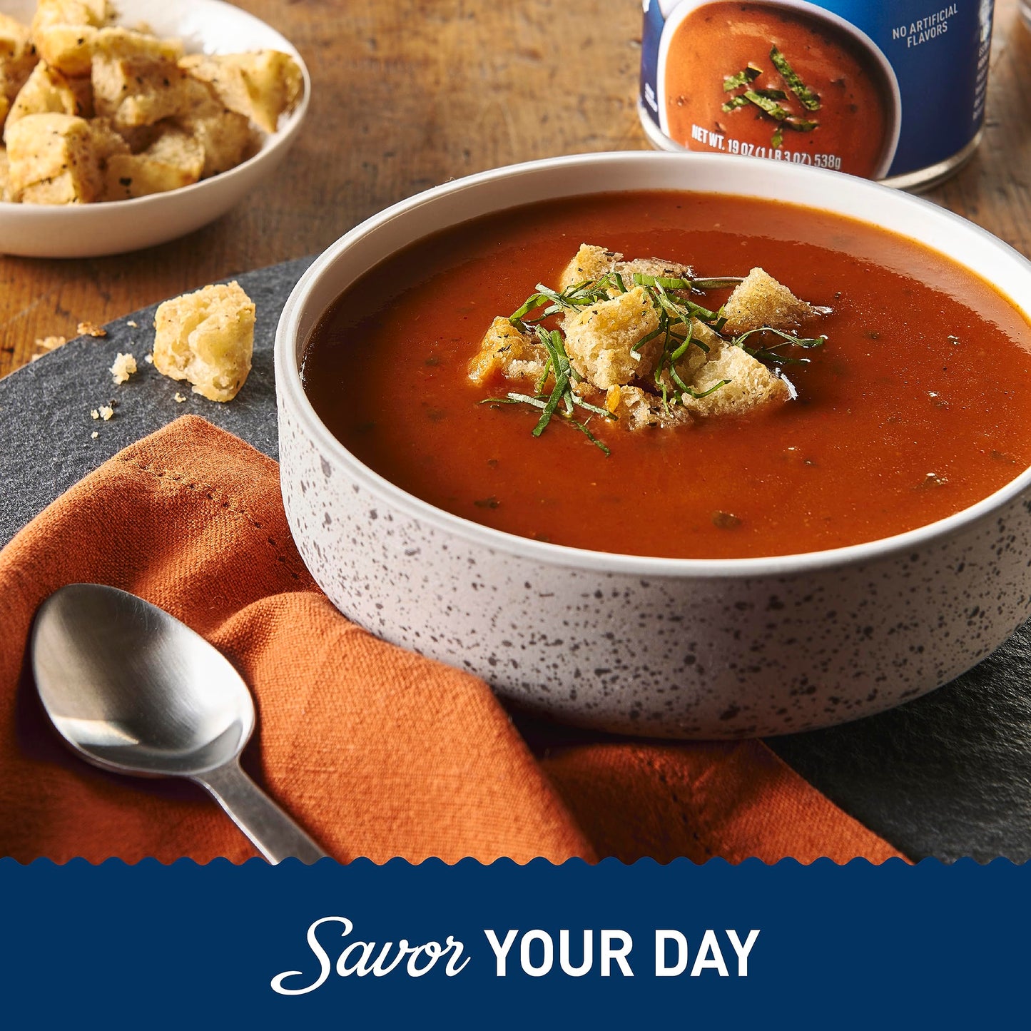 Progresso Tomato Basil Soup, Vegetable Classics Canned Soup, Gluten Free Soup, 19oz, Pack of 4